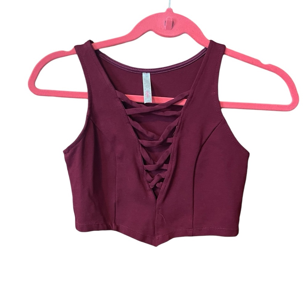 EUC burgundy cross cross open front cropped tank top.